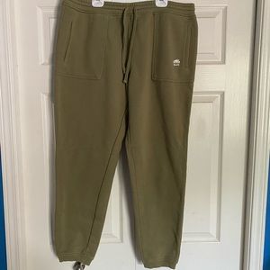 Roots Sweatpants joggers- Green (XL)
